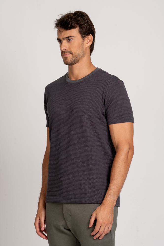 Camiseta Texturizada Atlas Cinza