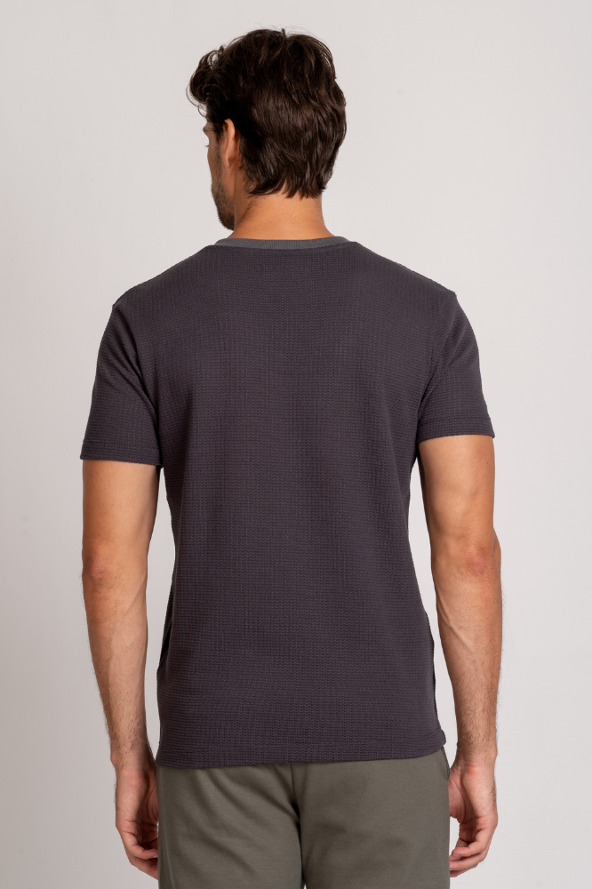 Camiseta Texturizada Atlas Cinza