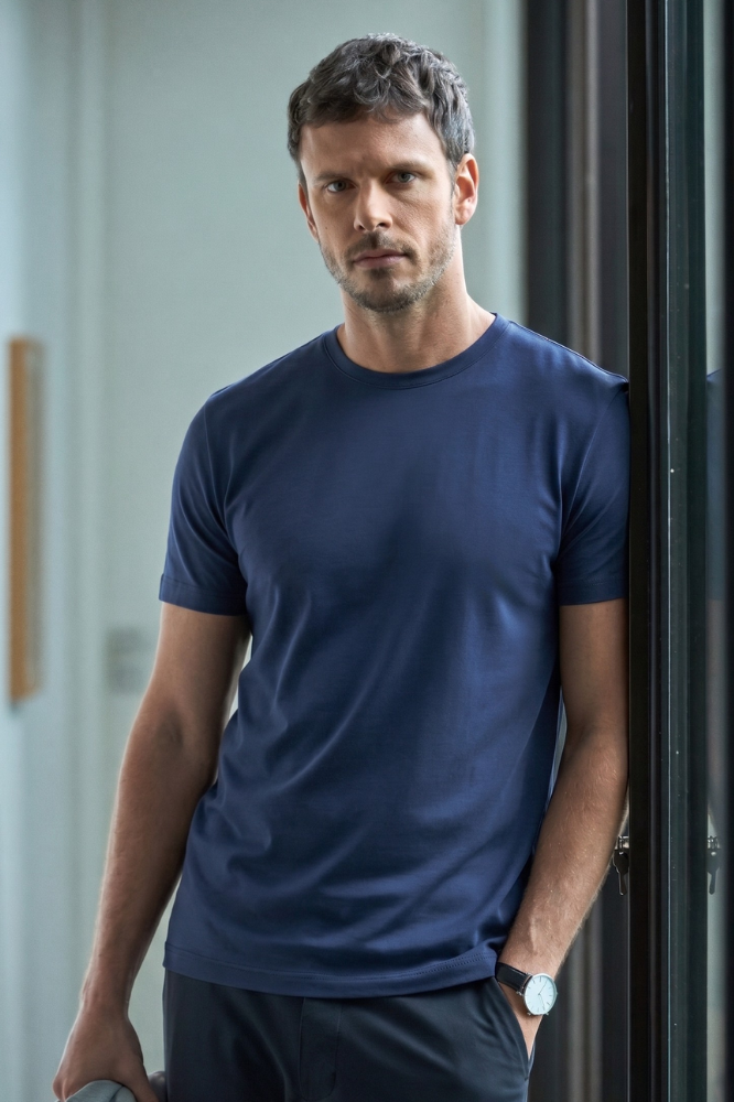 Camiseta Strong Algodão Egípcio Duplo Azul Marinho