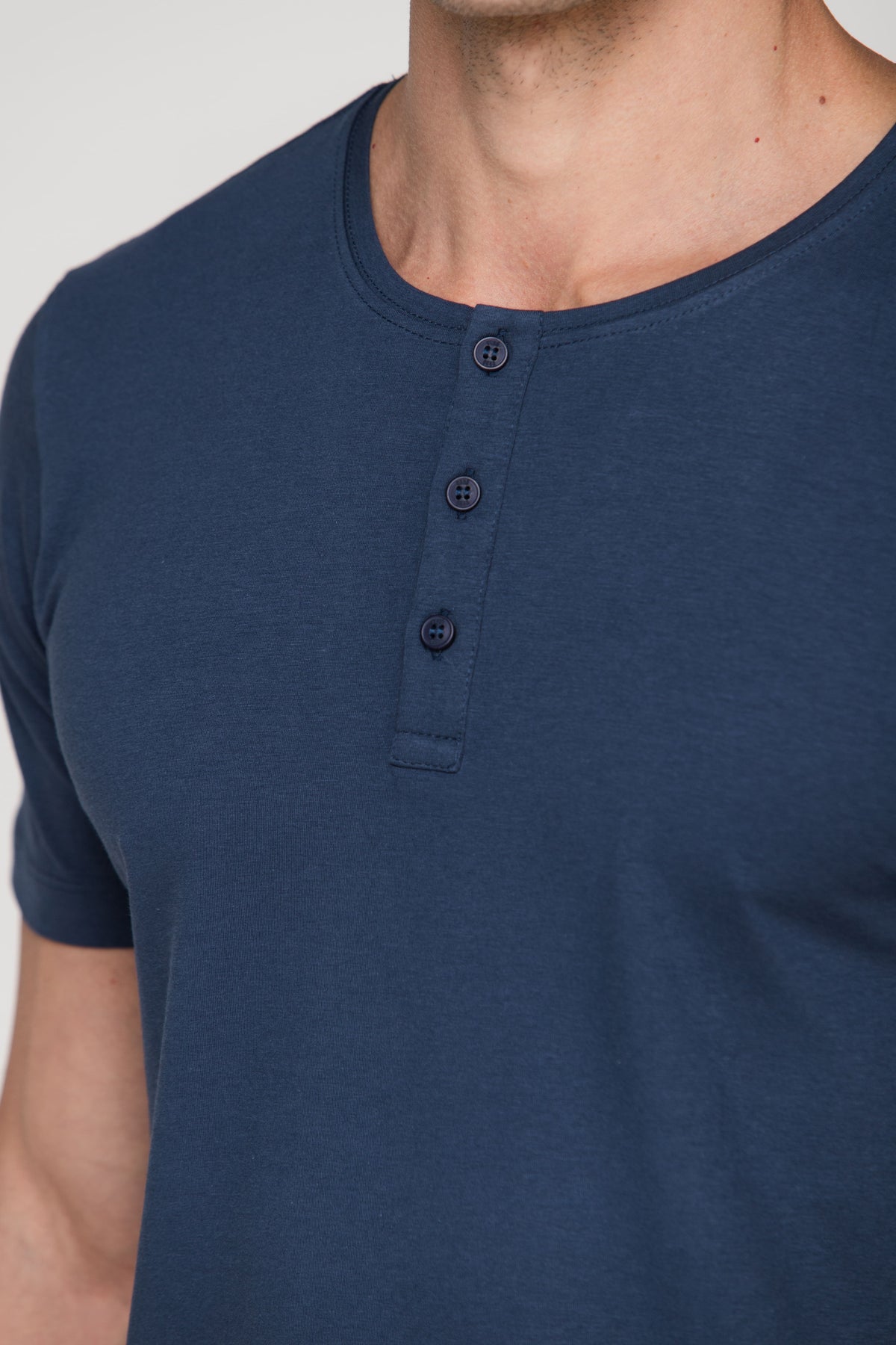 Camiseta Manga Curta Henley Smart Algodão Egípcio Azul