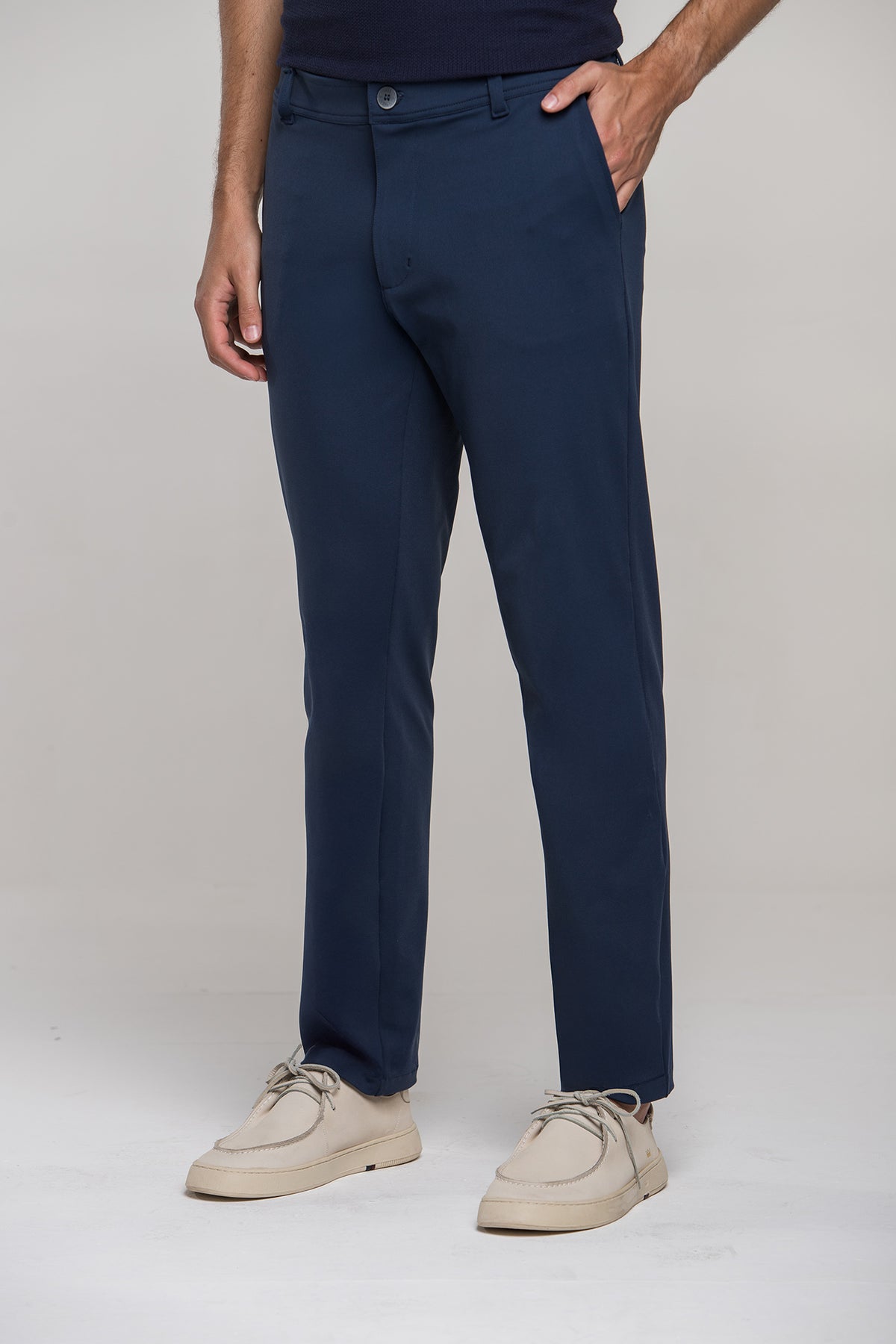 Calça Tecnológica Strong Alfaiataria Azul Marinho