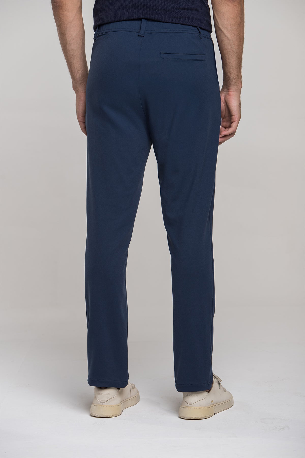 Calça Tecnológica Strong Alfaiataria Azul Marinho
