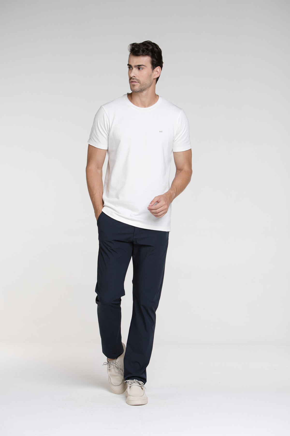 Calça Alfaiataria Tecnológica Soft Azul Marinho